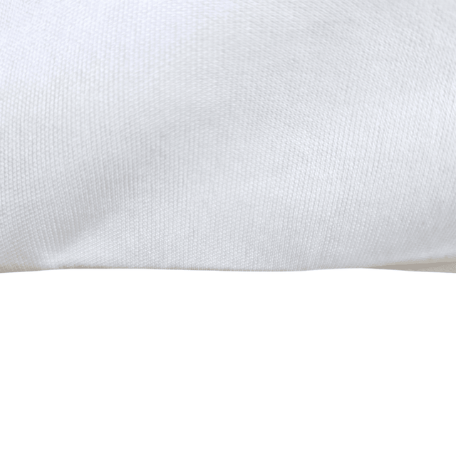 Primer plano de una funda de almohada blanca y suave para incontinencia con textura fina