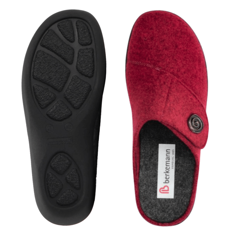 Zapatilla de casa Berkemann roja de fieltro vista desde arriba, con suela visible y plantilla con logo