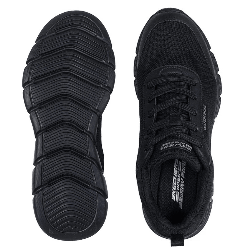 Zapatilla Skechers negra para hombre vista desde arriba y una suela a juego con patrón, vista desde abajo