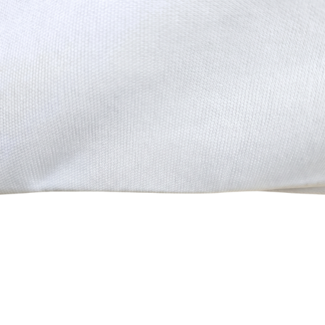 Primer plano de una funda de almohada blanca y suave para incontinencia con textura fina
