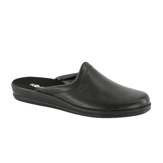 Zapatilla de casa Rohde negra de cuero para hombre, vista diagonalmente desde el frente con talón abierto