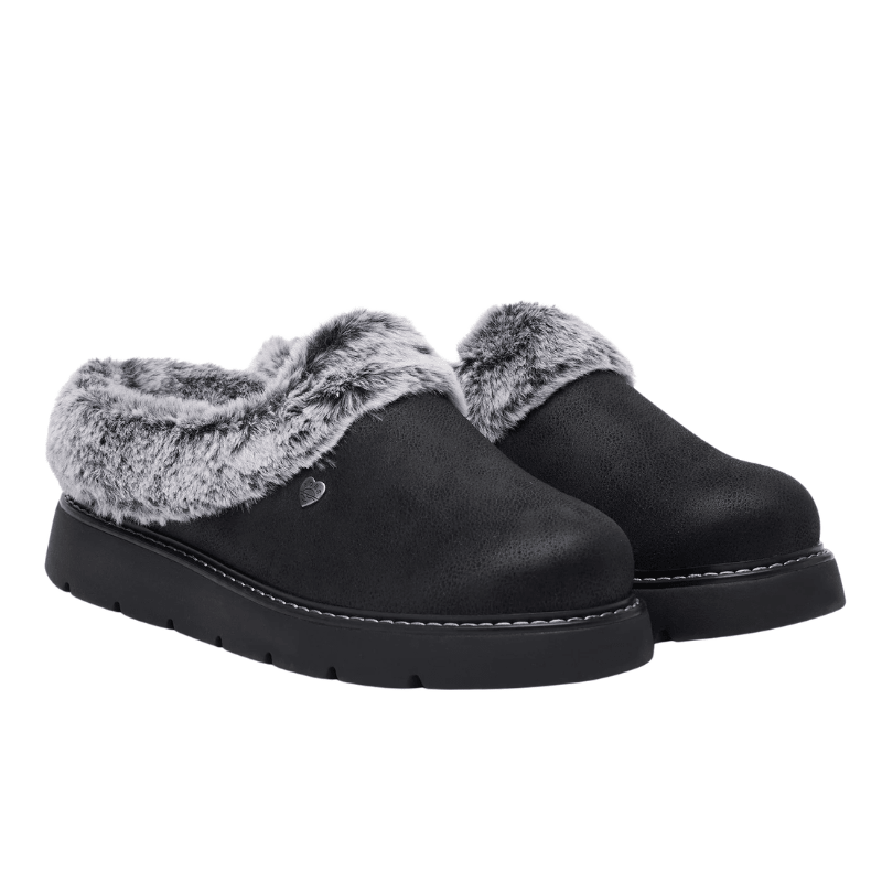 Par de zapatillas de casa Skechers negras para mujer con pelo sintético gris y efecto ante, vista frontal angulada