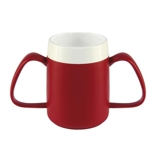 Taza roja con dos asas ergonómicas y borde blanco, vista frontal directa
